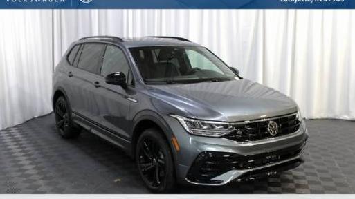 VOLKSWAGEN TIGUAN 4MOTION 2024 3VV8B7AX7RM068244 image